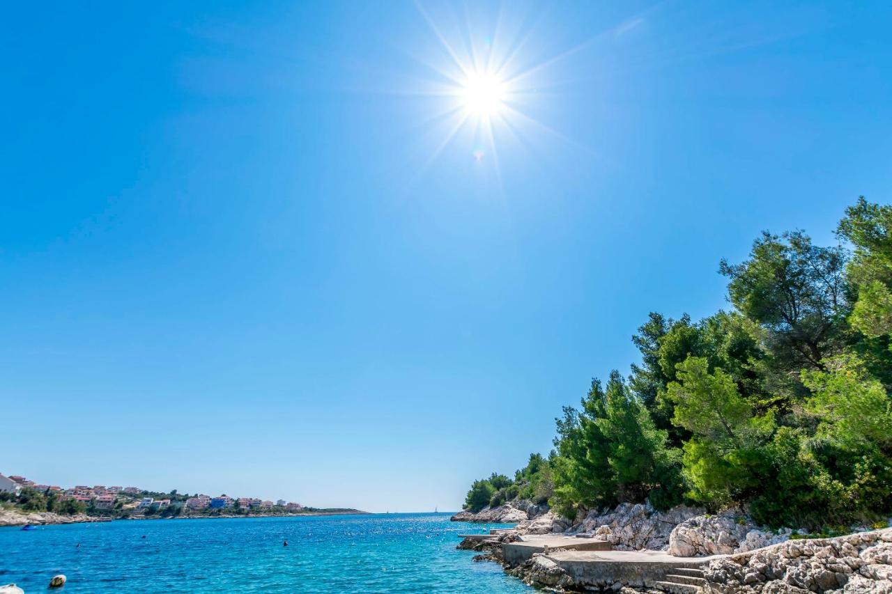 Apartments Ive I Maja Ражань Экстерьер фото