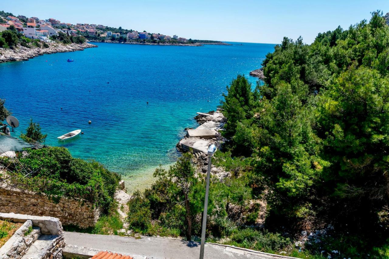 Apartments Ive I Maja Ражань Экстерьер фото